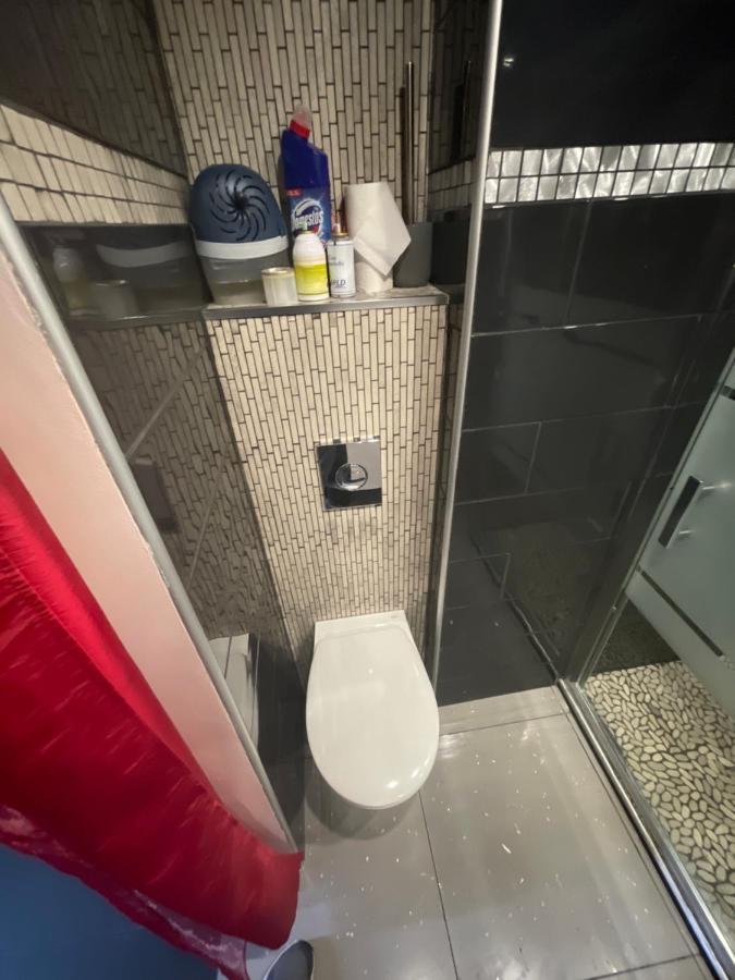 Zekri Apartamento Livry-Gargan Exterior foto